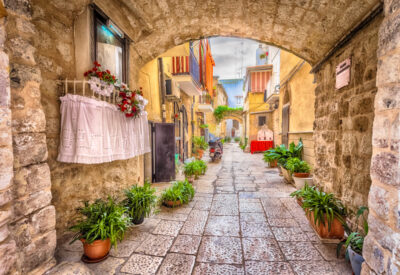 Alleyway Bari Puglia.